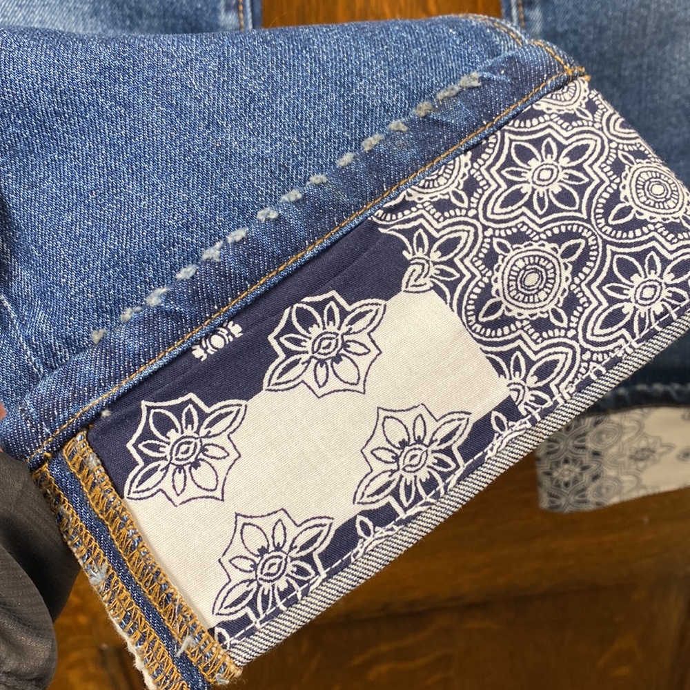 NWT! LOFT SZ 25 CROP JEANS PETITE INSEAM REGULAR FIT